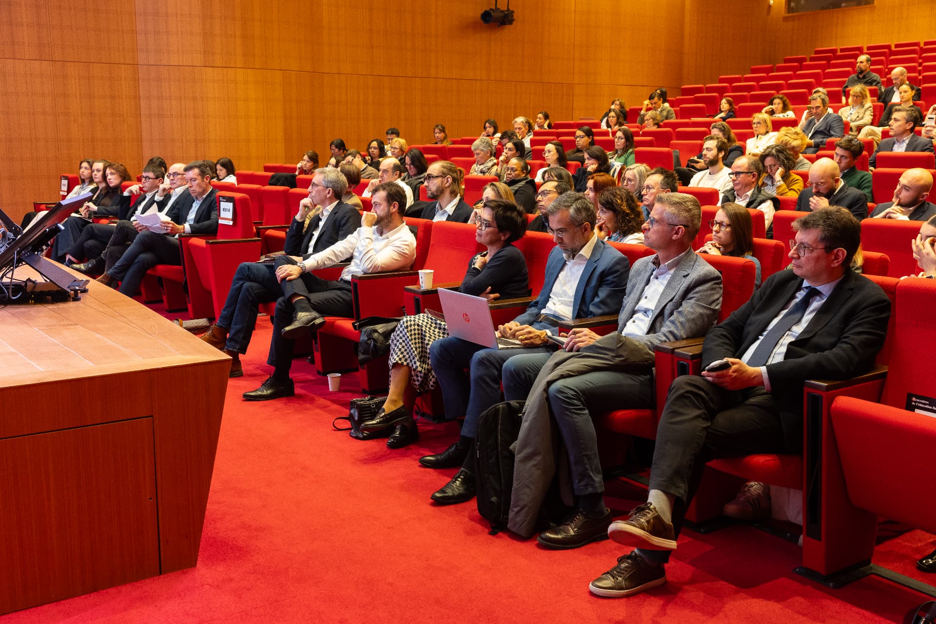 Le public de l'amphithéâtre — Rencontres 2026